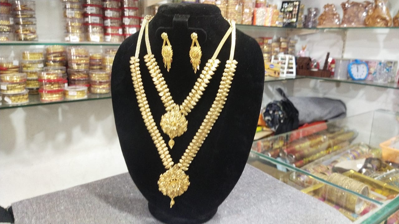 Women's stylish jewels sales in Tamilnadu