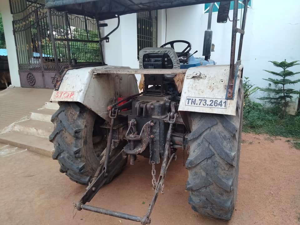 Preet 4049 DI 2009   model tractor for sales