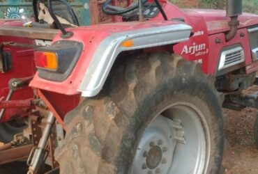 Mahindra Arjun 555 tractor for sales