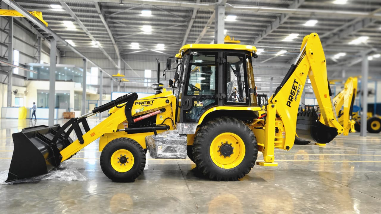 Preet Backhoe Loader Sales In Tamilnadu